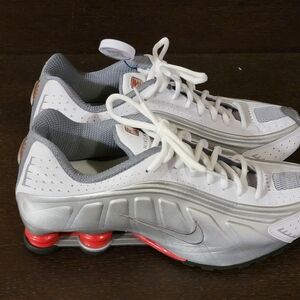Nike Shox R4 BV1111-100 White and Silver Sneakers with Red Accents